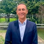 Formación de líderes de futuro para el sector salud 2 MAURICIO DIEZ