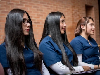 Enmascarar grupo 468