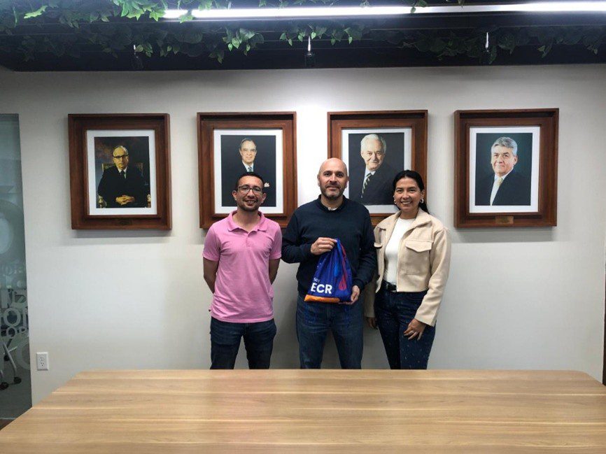 Estancia científica en el Tecnológico de Monterrey impulsa la investigación en neurotecnología y envejecimiento de la ECR